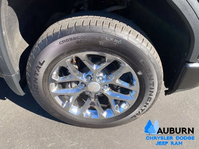 Used 2020 Black GMC AT4 image 10