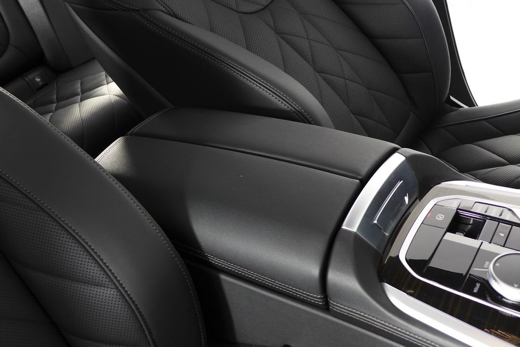 Used 2024 Carbon Black Metallic BMW sDrive40i image 16