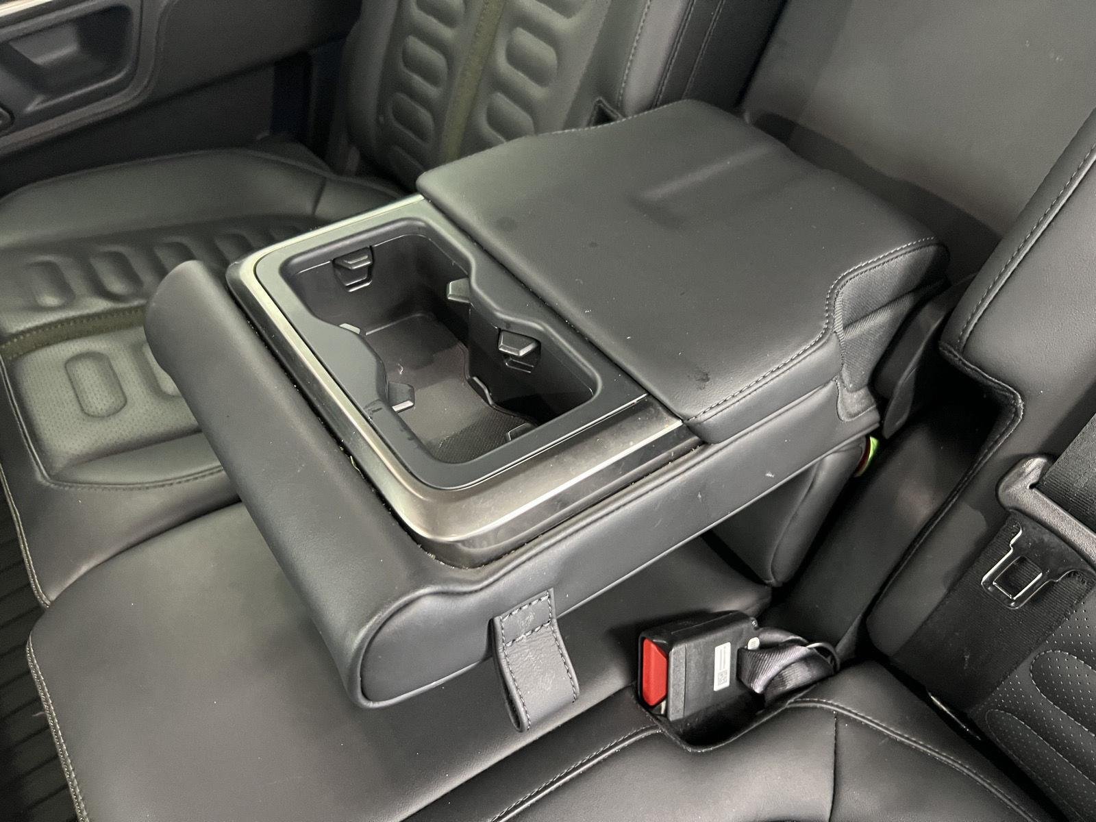 2023 Rivian R1S Adventure - Photo 23