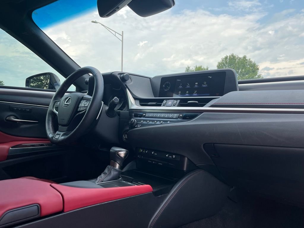 Used 2019 Silver Lexus 350 F Sport image 29