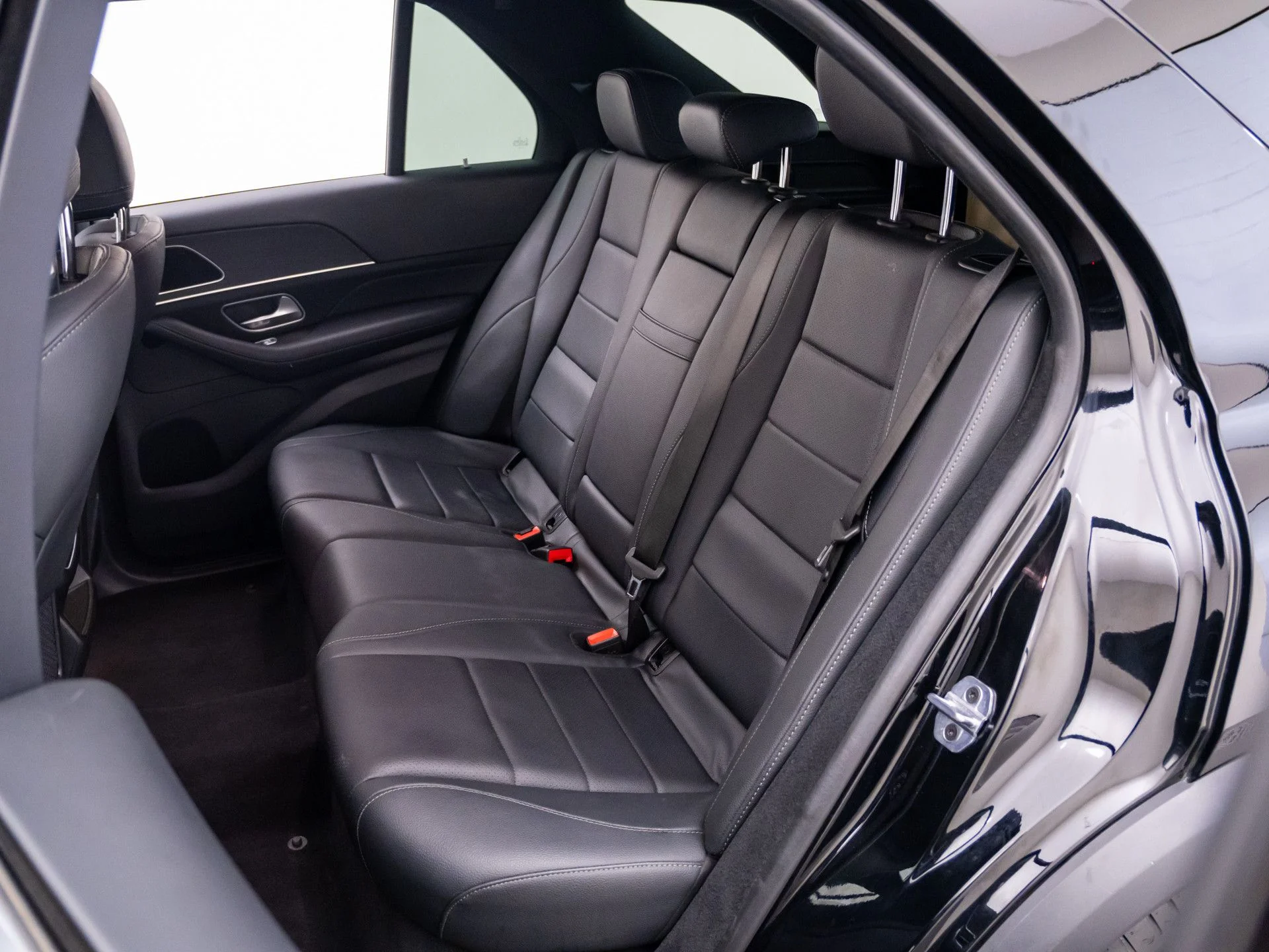 Used 2024 Black Mercedes-Benz GLE 350 image 18