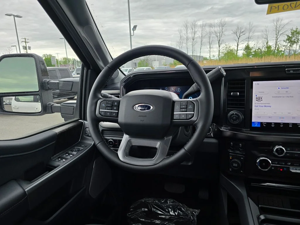 New 2026 Star White Metallic Tri-Coat Ford F-250® Lariat® image 19