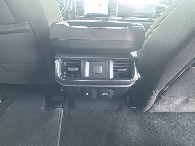 Used 2023 Gray Ford XLT image 30