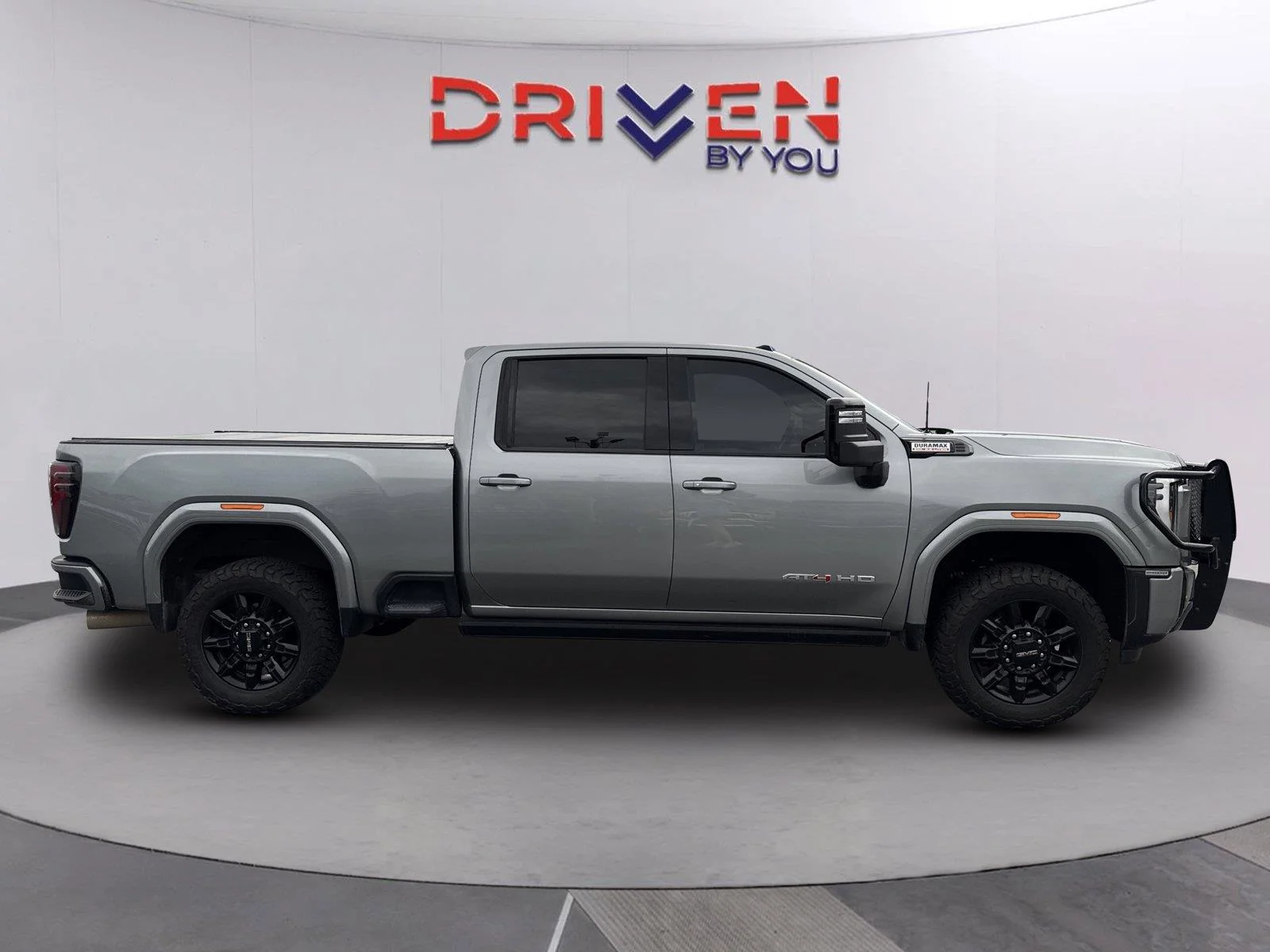 Used 2025 Sterling Metallic GMC AT4 image 3