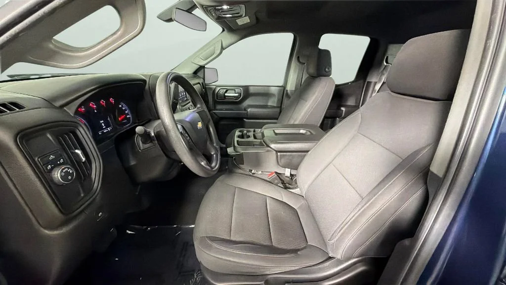 Used 2021 NORTHSKY BLUE METALLIC Chevrolet Custom image 17