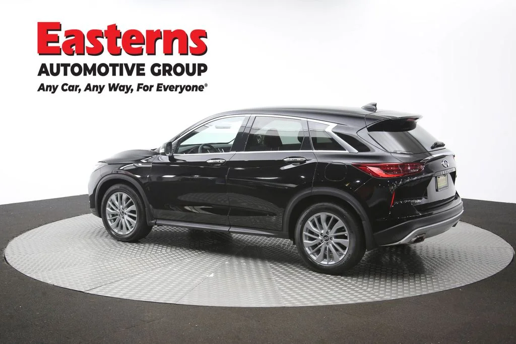 Used 2023 Black INFINITI PURE image 63
