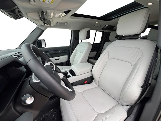 Certified Used 2026 Blue Land Rover X-Dynamic SE image 10