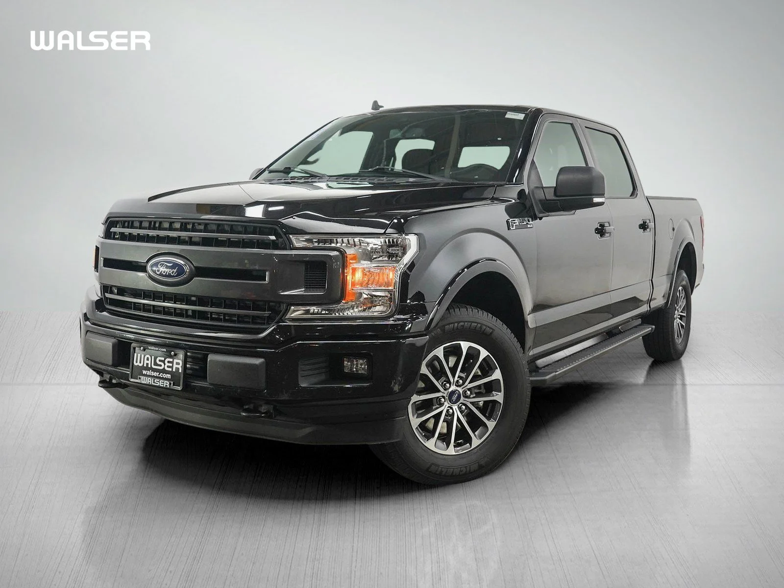 Used 2019  Ford xlt image 1