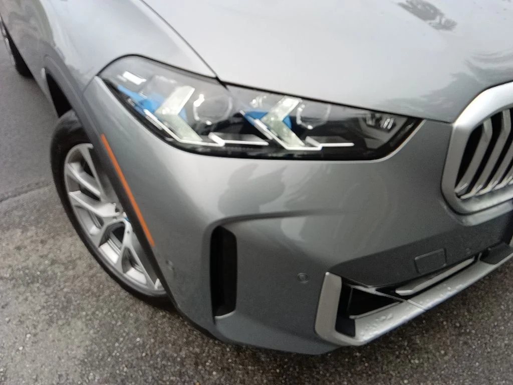 Certified Used 2026 Skyscraper Grey Metallic BMW xDrive40i image 32