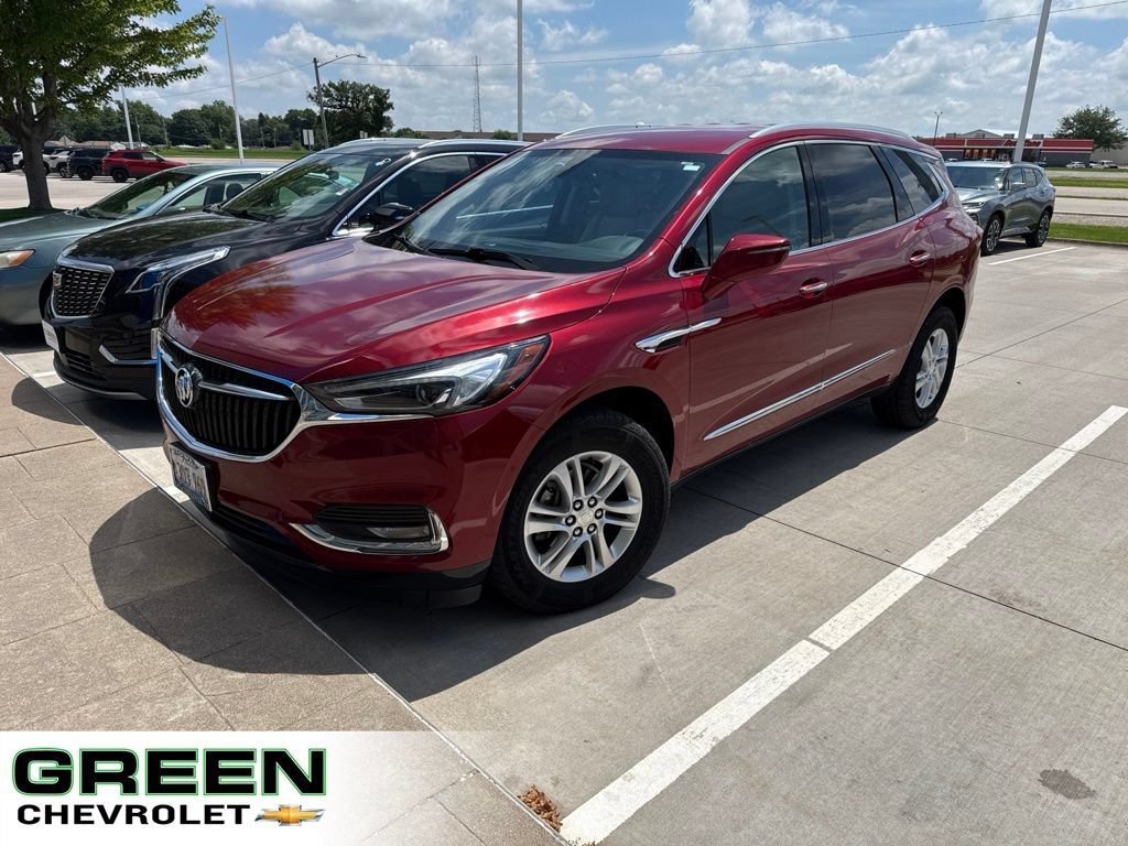 2018 Buick Enclave Essence's photo