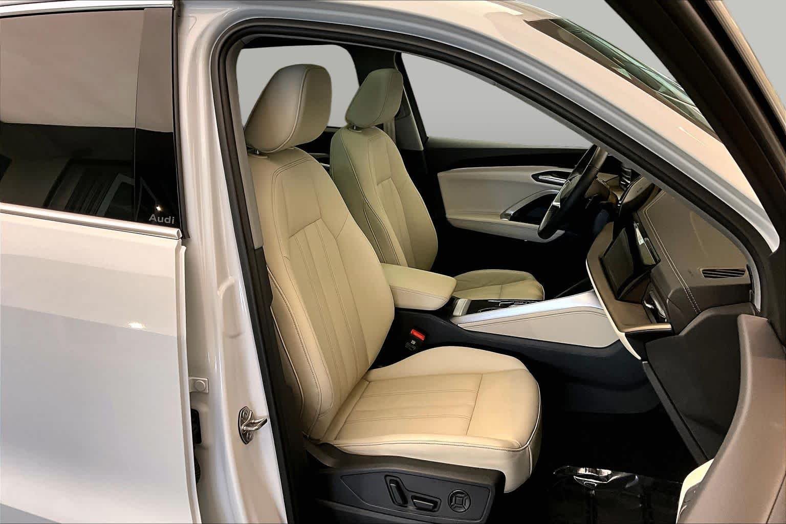 Used 2025 Glacier White Metallic Audi Premium Plus image 9