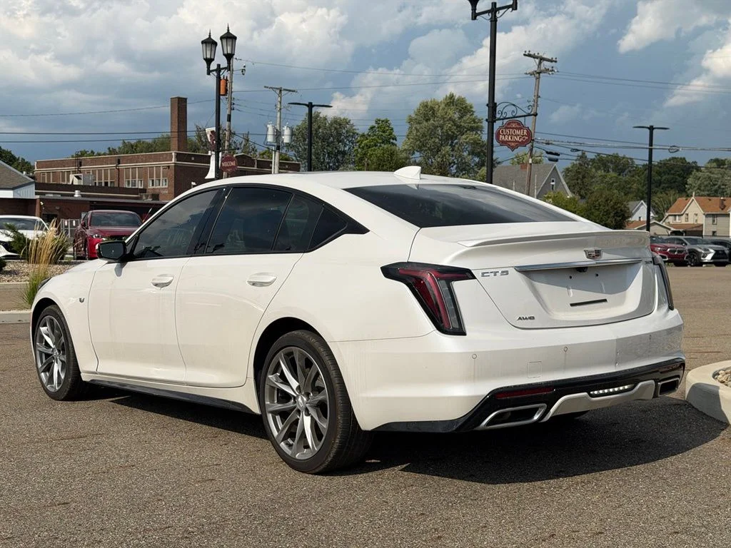 Used 2020 White Cadillac Sport image 16