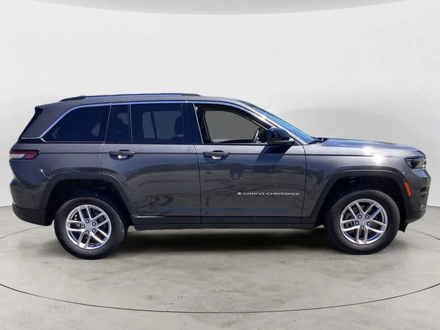 Certified Used 2023 Gray Metallic Jeep Laredo X image 6