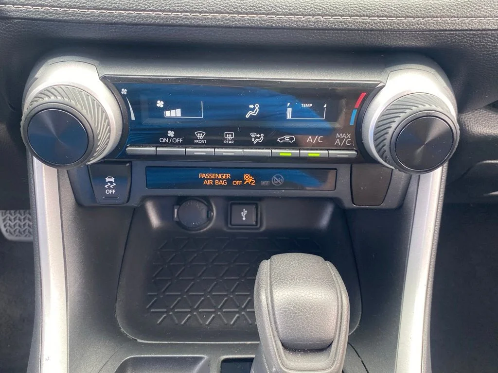 Used 2021 Gray Toyota LE image 23
