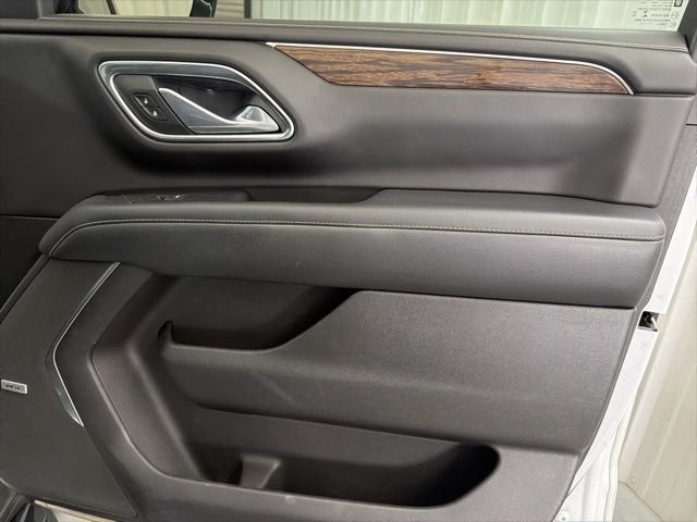 Used 2021 Summit White Chevrolet Premier image 21
