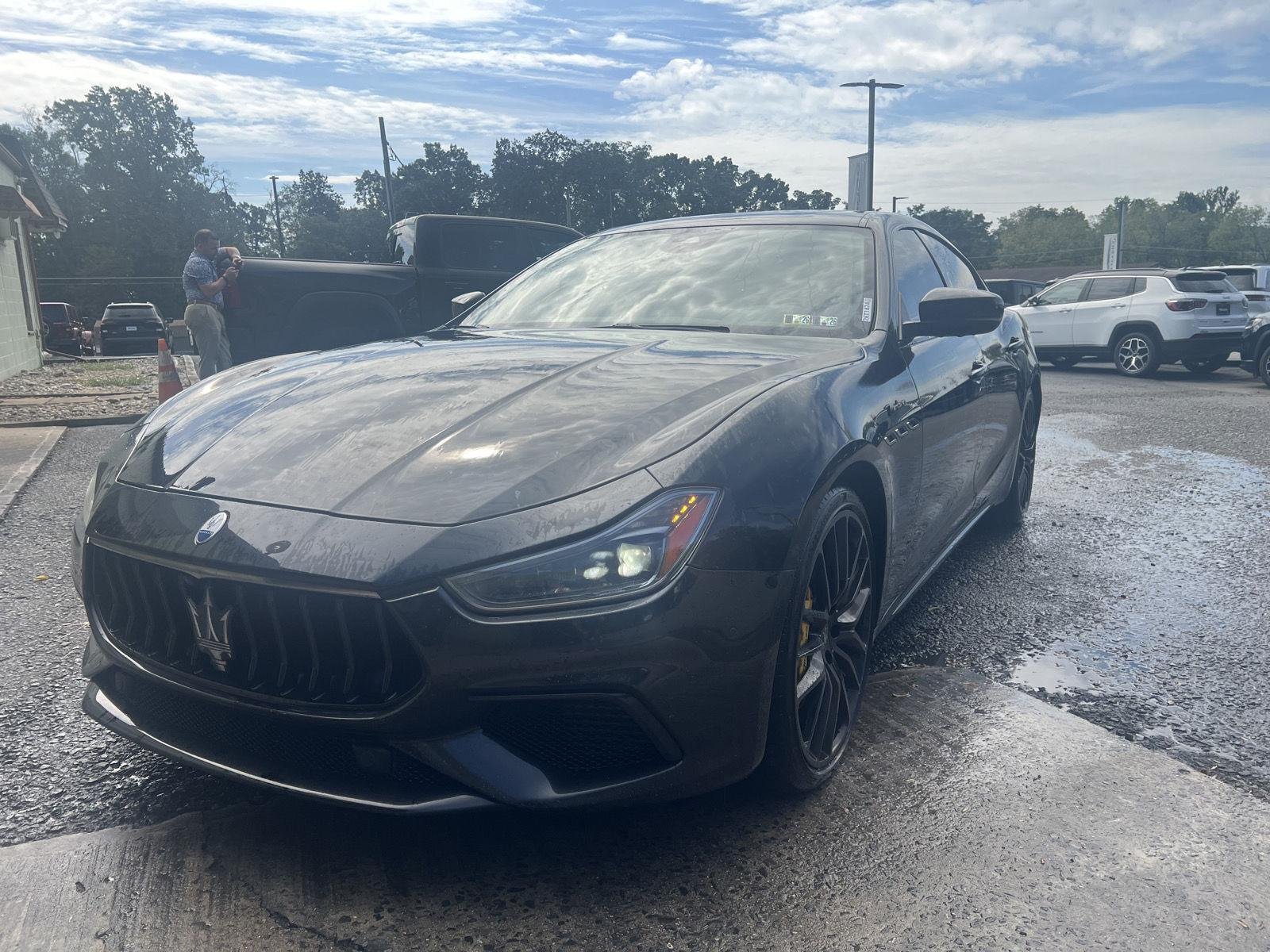 Used 2023 Nero Ribelle Metallic Maserati Modena Q4 image 7