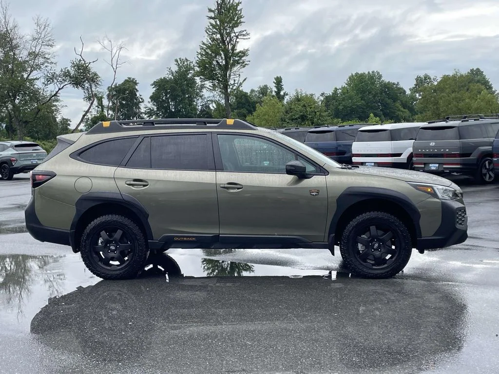 Certified Used 2025 Autumn Green Metallic Subaru Wilderness image 28