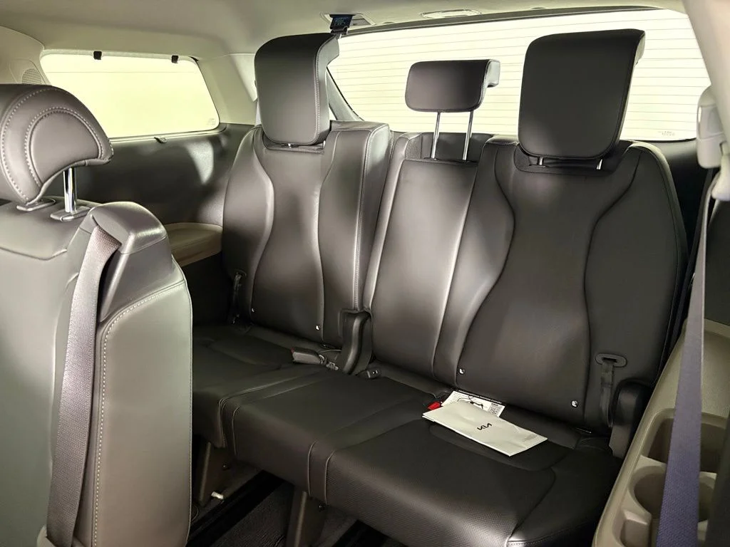 New 2026 White Kia EX image 42