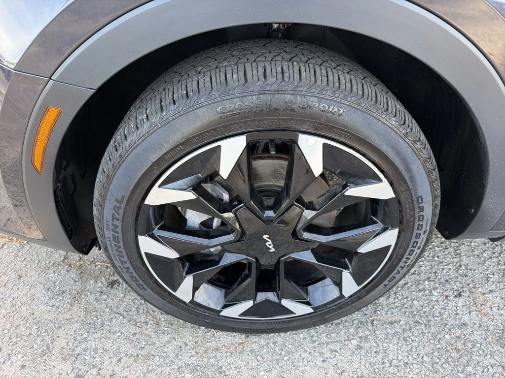 Used 2025 Gray Kia EX image 11