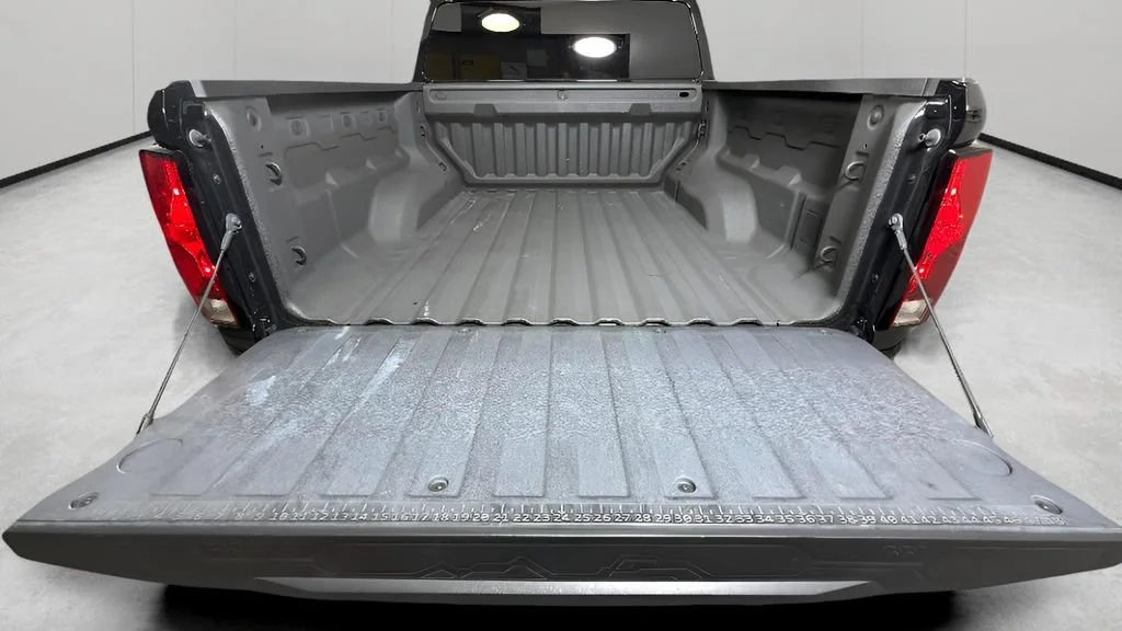Used 2023 Black Chevrolet Trail Boss image 28