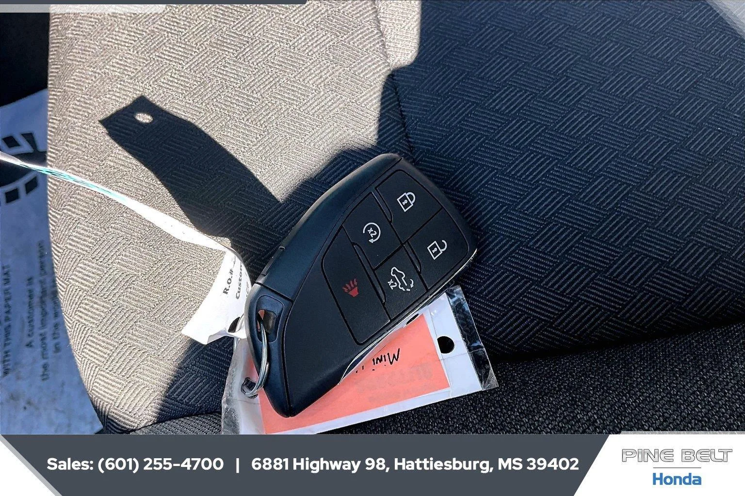 Used 2026 Summit White Chevrolet RST image 9