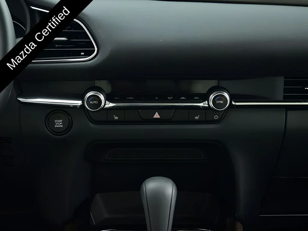 2025 Mazda CX-30 Premium - Photo 29