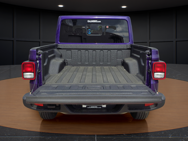 New 2026 Reign Exterior Paint Jeep Sahara image 7