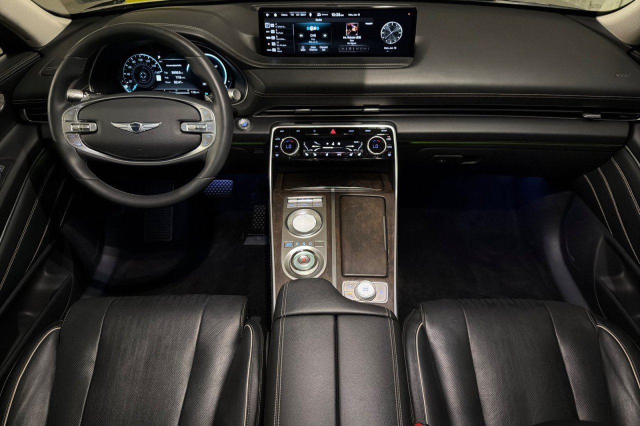 Used 2022 SILVER Genesis  image 12