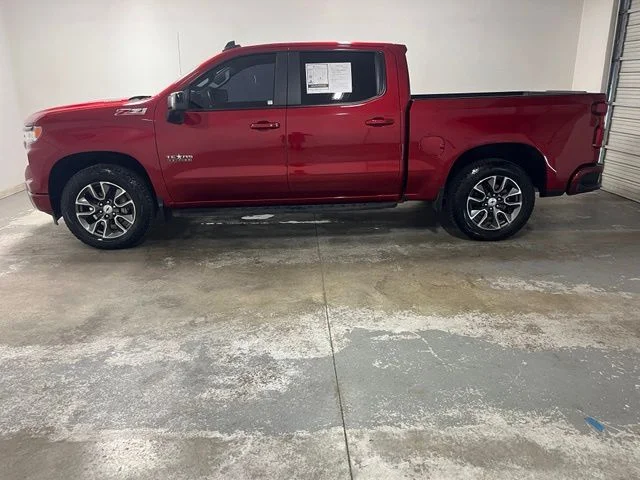 Used 2023 Red Chevrolet RST image 5