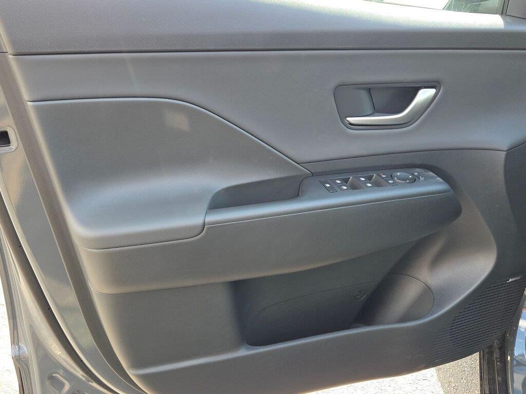 2026 Hyundai Kona Limited - Photo 21
