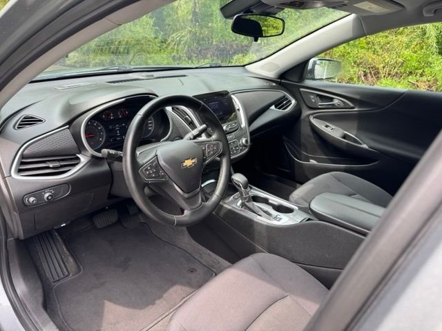 Used 2024 Mineral Gray Metallic Chevrolet LT image 6