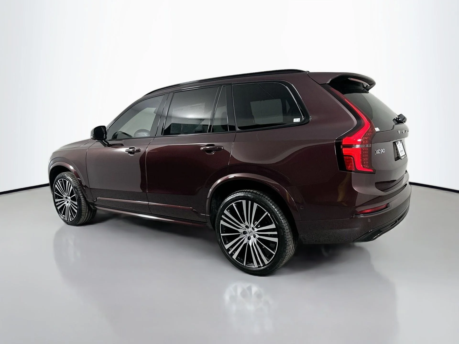New 2026 Mulberry Red Volvo Ultra image 8