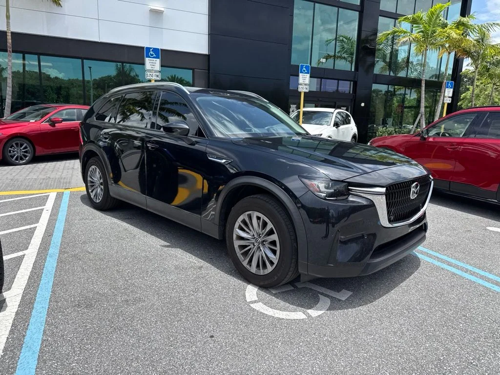 Used 2025 Jet Black Mazda 3.3 Turbo Preferred image 3