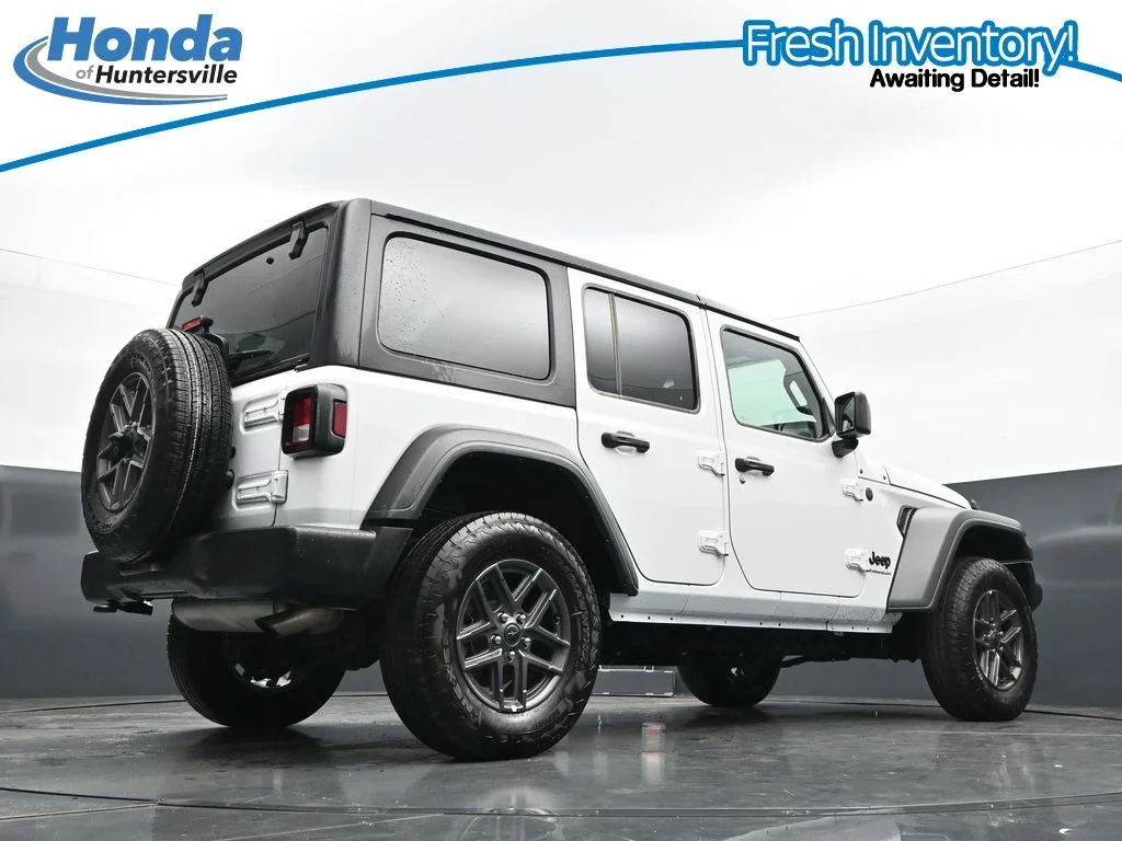 Used 2025 Bright White Clearcoat Jeep Sport S image 34
