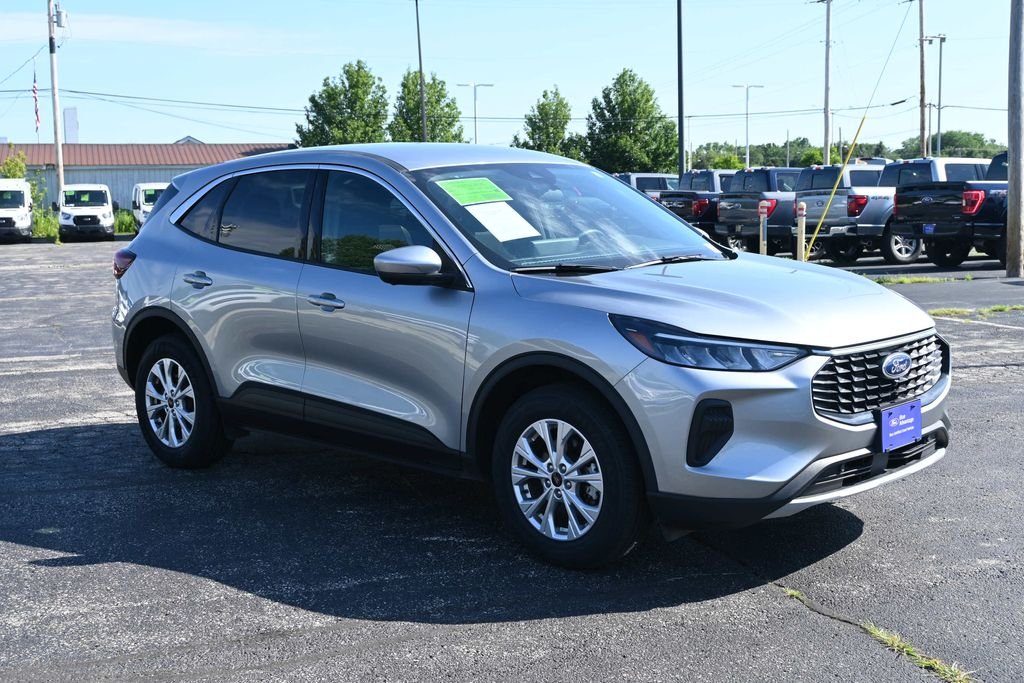 Certified Used 2023 Silver Metallic Ford Active image 7