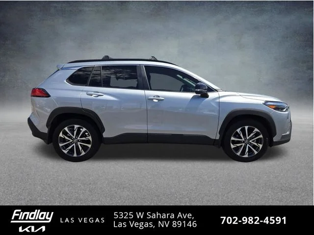 Used 2025 Silver Toyota XLE image 5