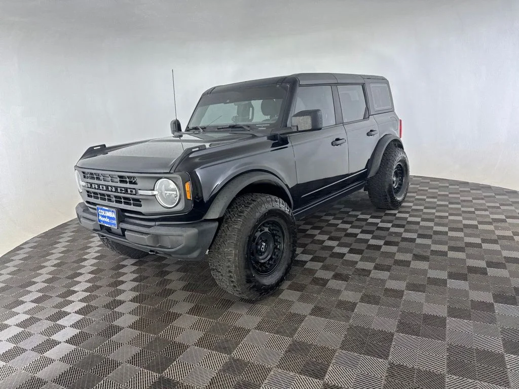 Used 2022 Black Ford Base image 3