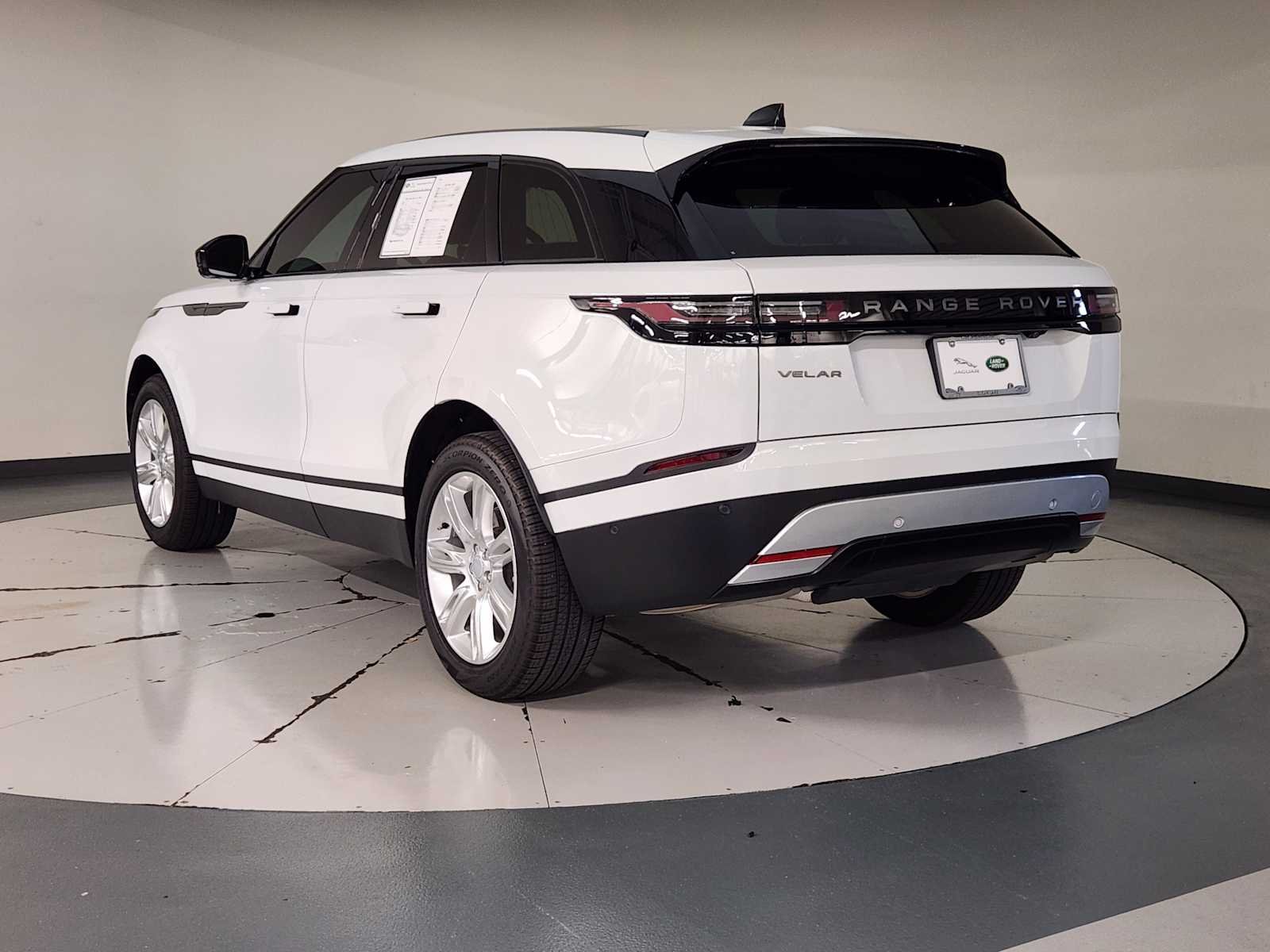 Used 2026 Fuji White Land Rover S image 6