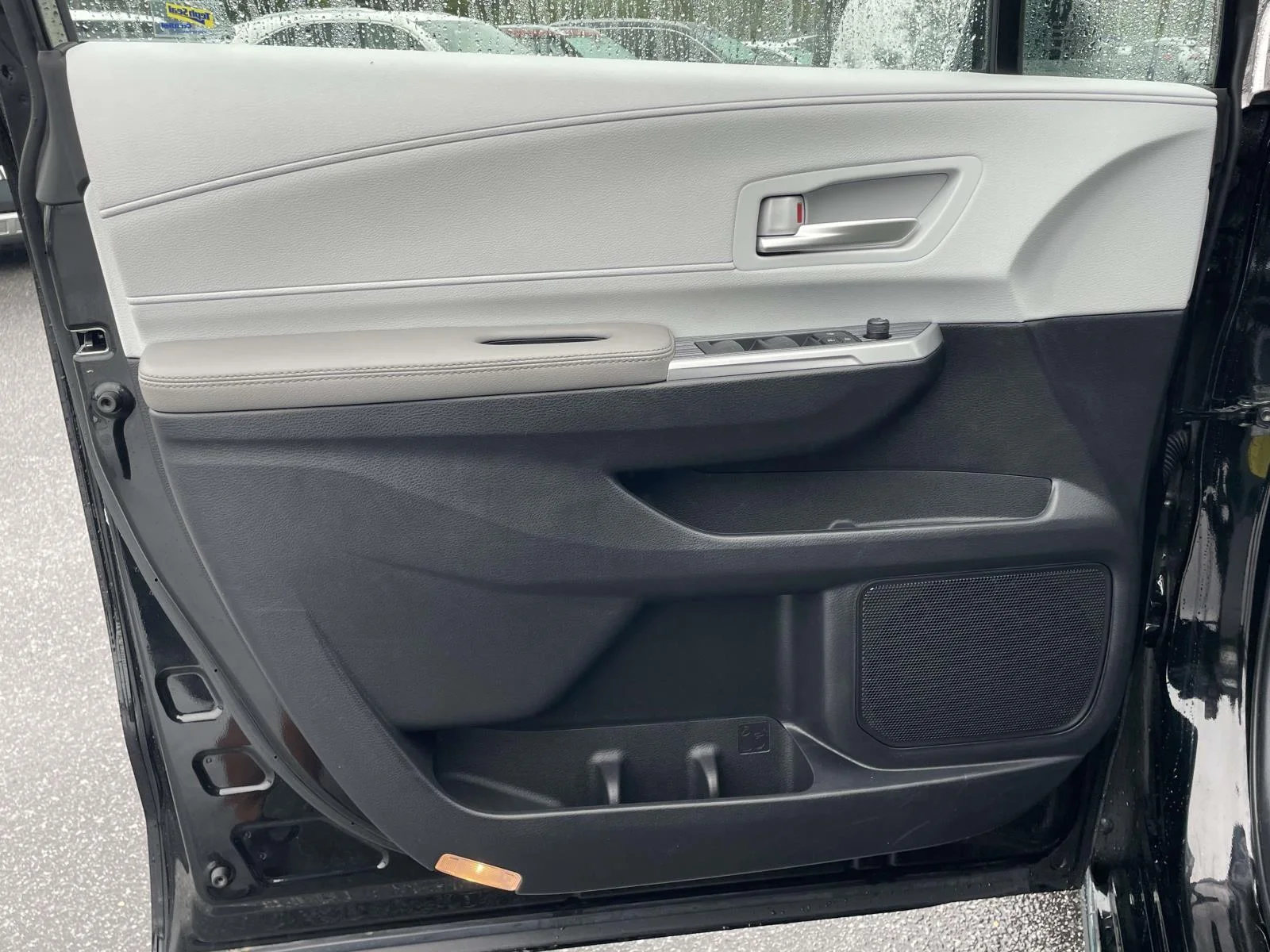 Used 2026 Black Toyota XLE image 4