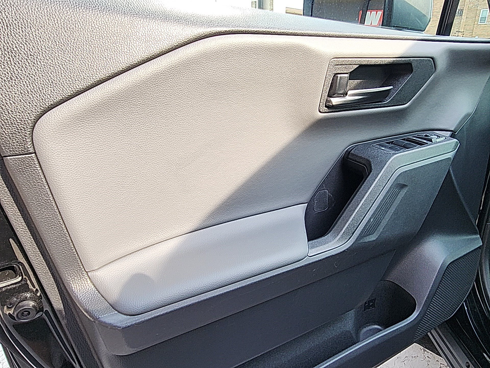 Used 2026 Midnight Black Metallic Toyota XLE Premium image 9