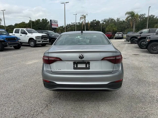 Used 2024 Silver Volkswagen 1.5T S image 7