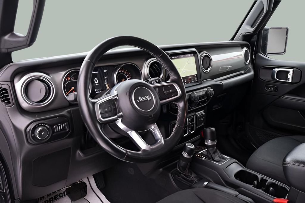 Used 2022 Black Jeep Unlimited Sahara image 11