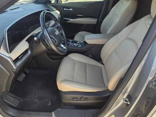 Used 2024 Silver Cadillac Luxury image 31