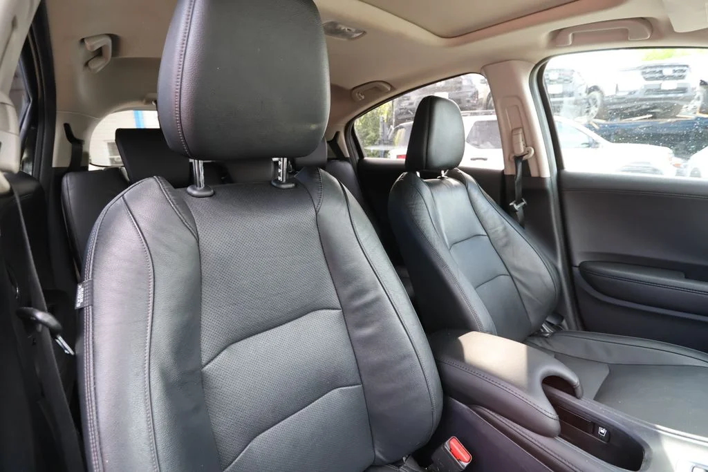 Certified Used 2019 Crystal Black Pearl Honda EX-L image 32
