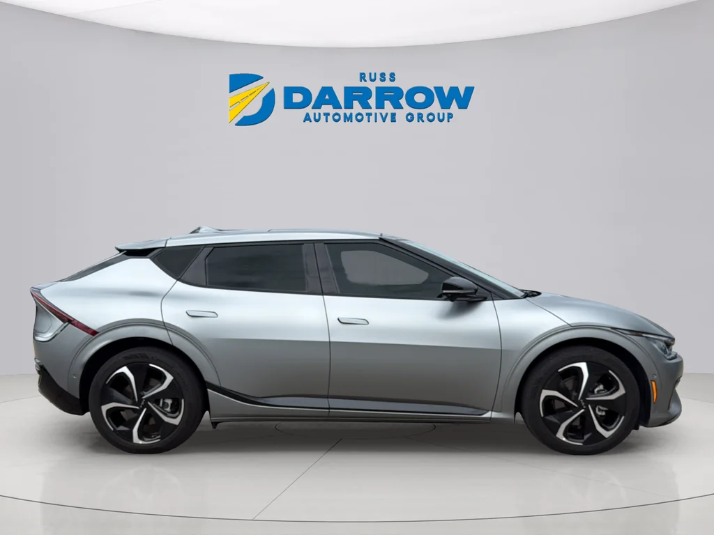 Used 2024 Gray Kia GT-Line image 6