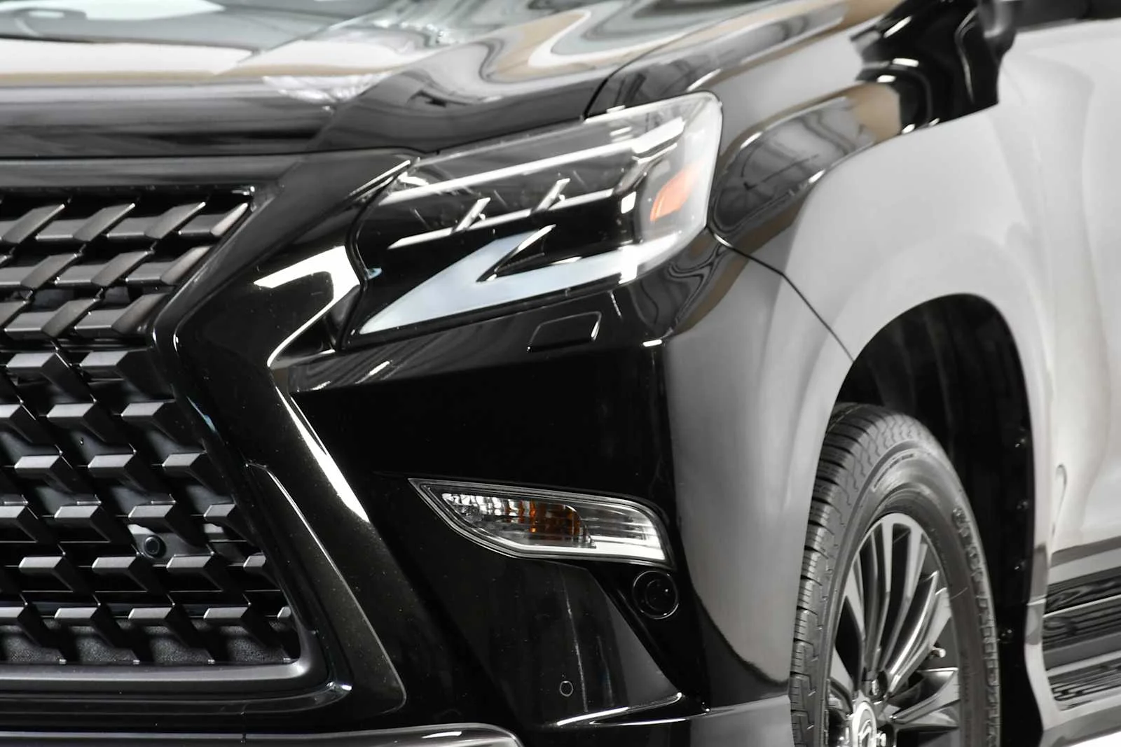 Certified Used 2023 BLACK Lexus Premium image 9