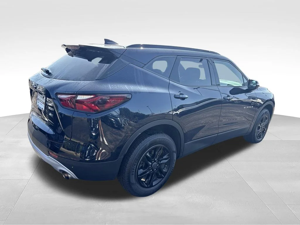 Used 2020 Midnight Blue Metallic Chevrolet LT image 6