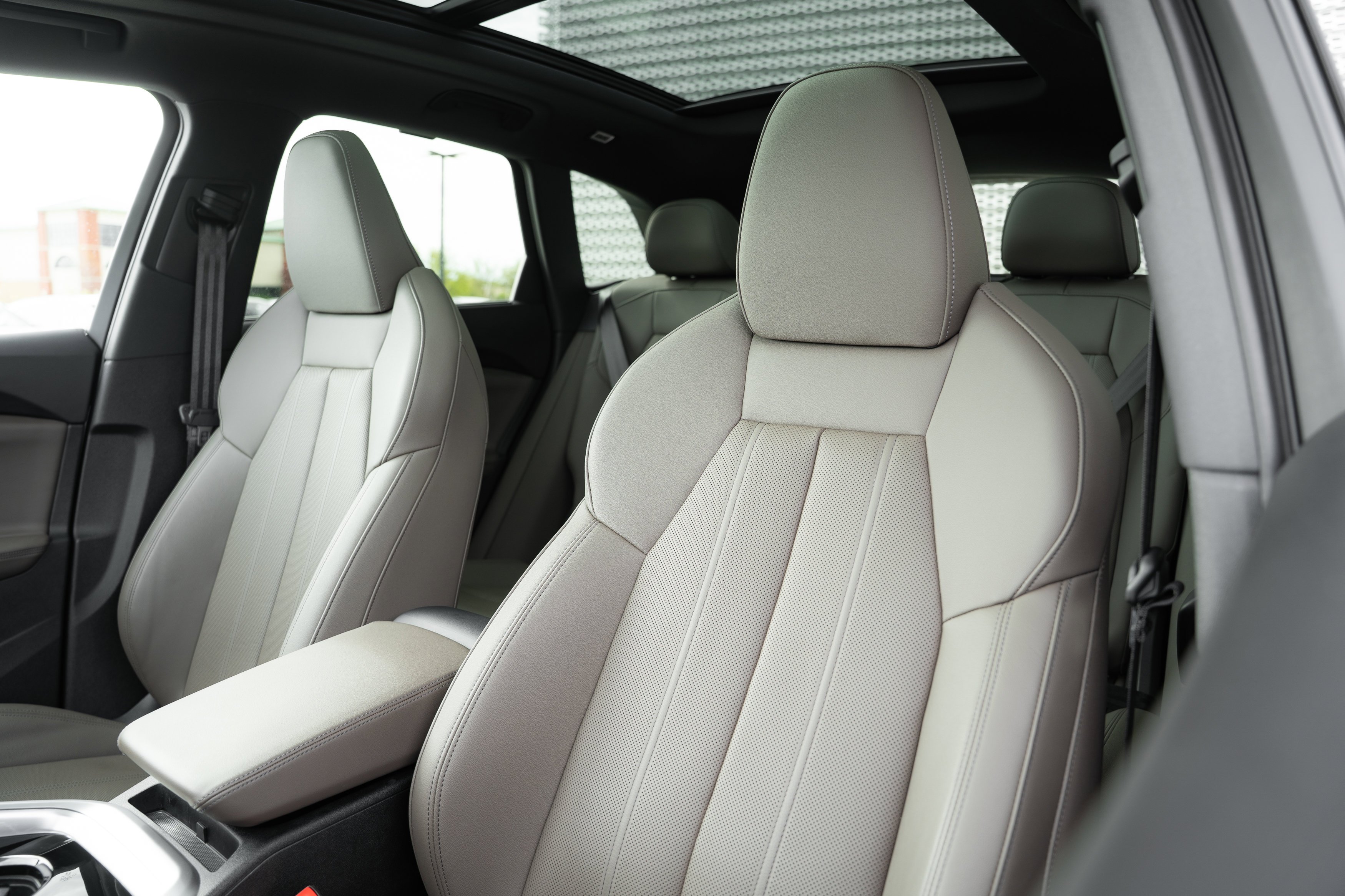 Certified Used 2025 Glacier White Metallic Audi Premium Plus image 24