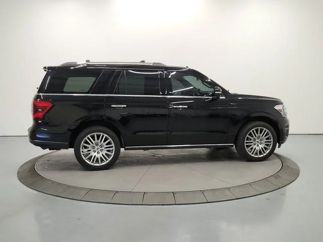 Used 2023 Black Ford Limited image 9
