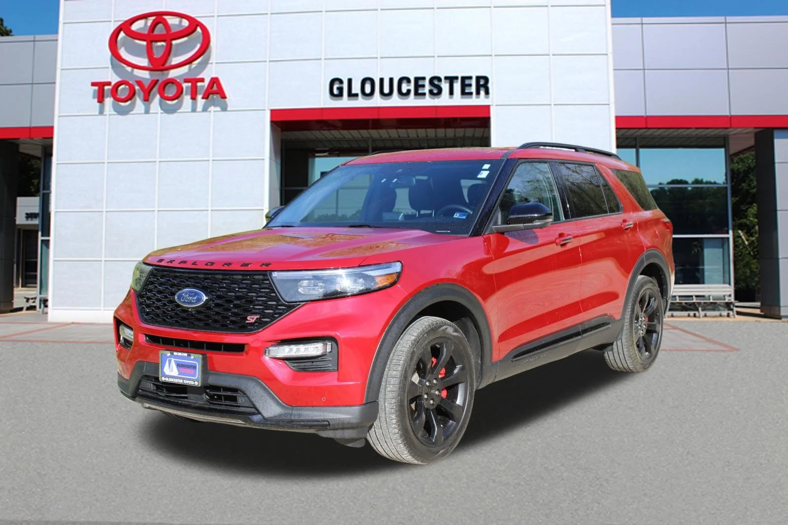 2023 Ford Explorer ST 4WD's photo